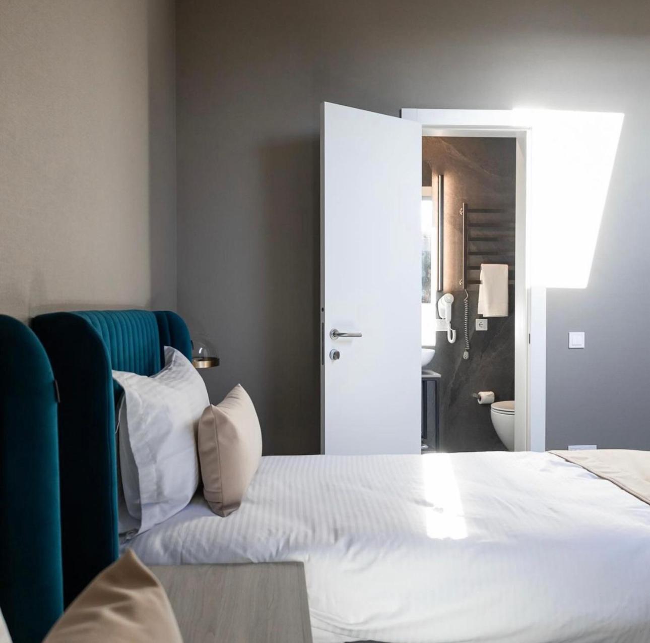 R.Hotel Černovice Exteriér fotografie